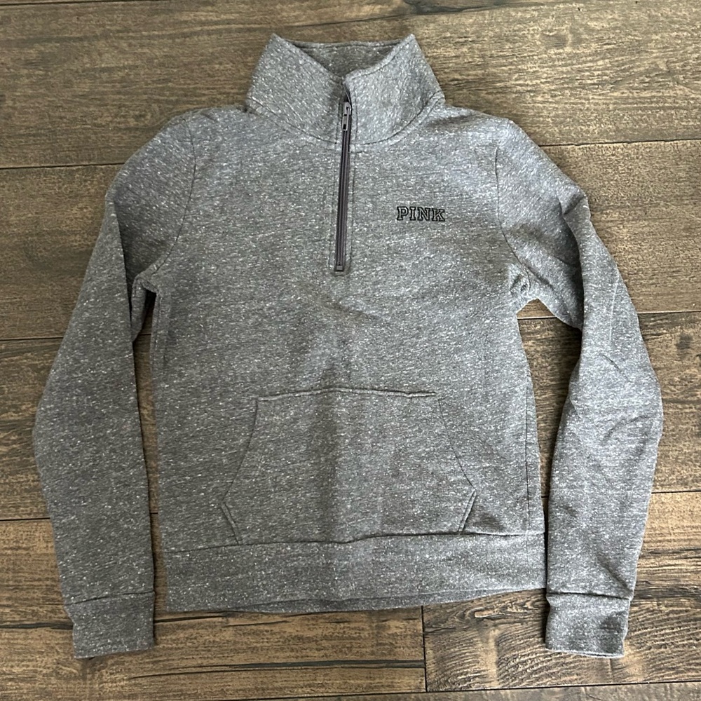 Pink by Victoria’s‎ Secret sweater gray XS